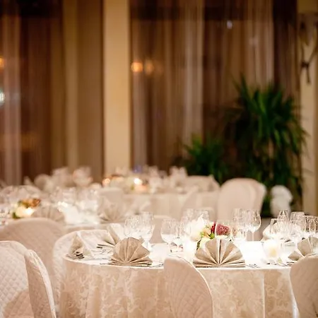 Hotel Demy 3*