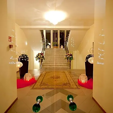 Hotel Demy 3*