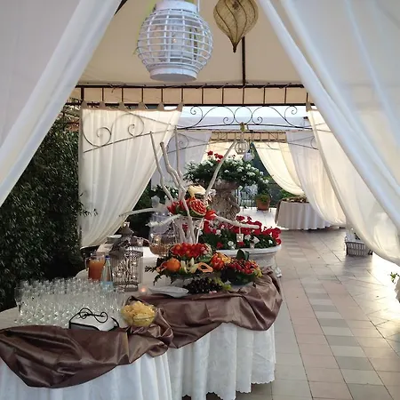 Hotel Demy
